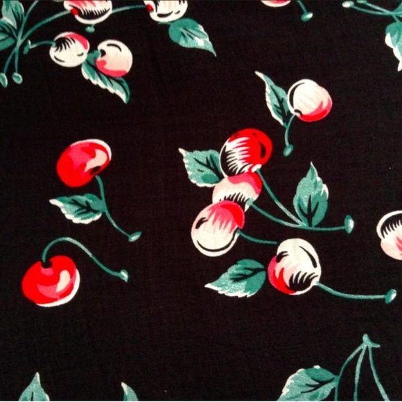 Trashy Diva Flutter Tie Front Cherry Print Crop Cropped Top Rockabilly Retro 🍒 - Picture 6 of 6